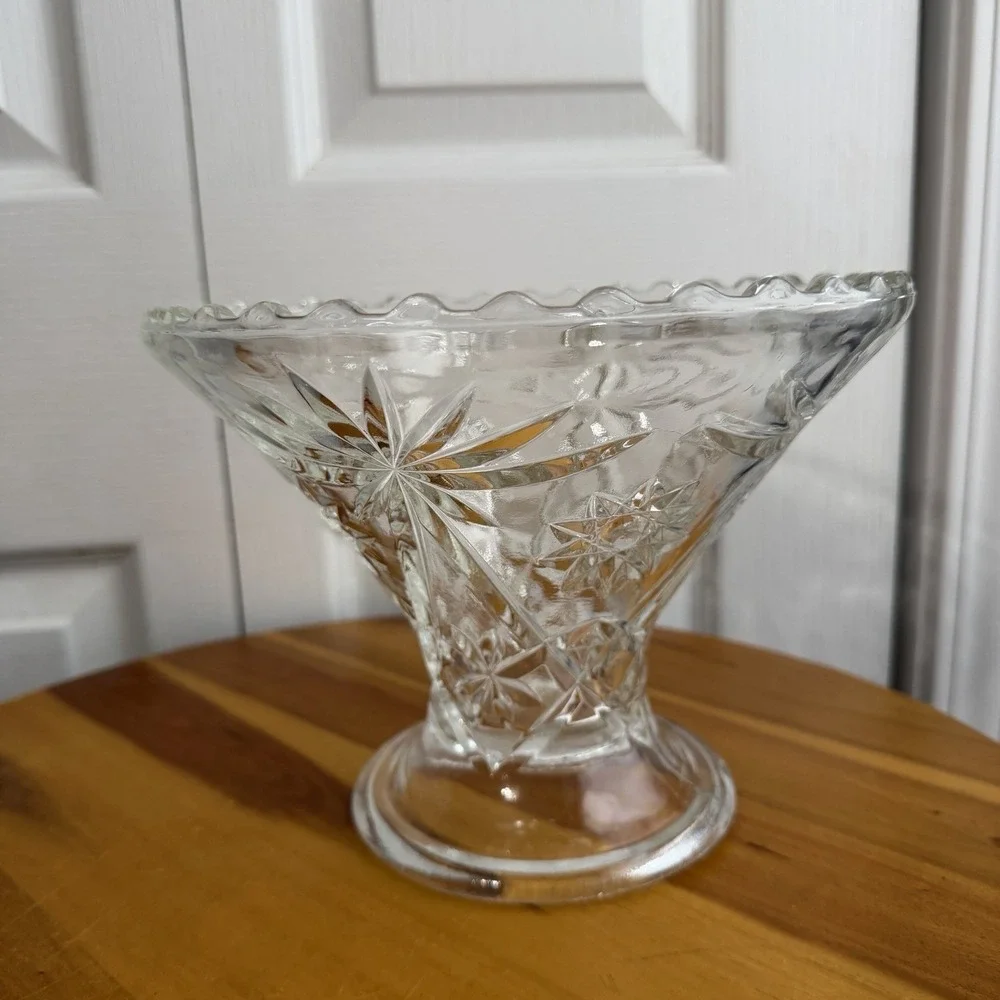 Anchor Hocking Star Of David 1960s Footed Fruit Bowl Decor Cottage Granny VTG